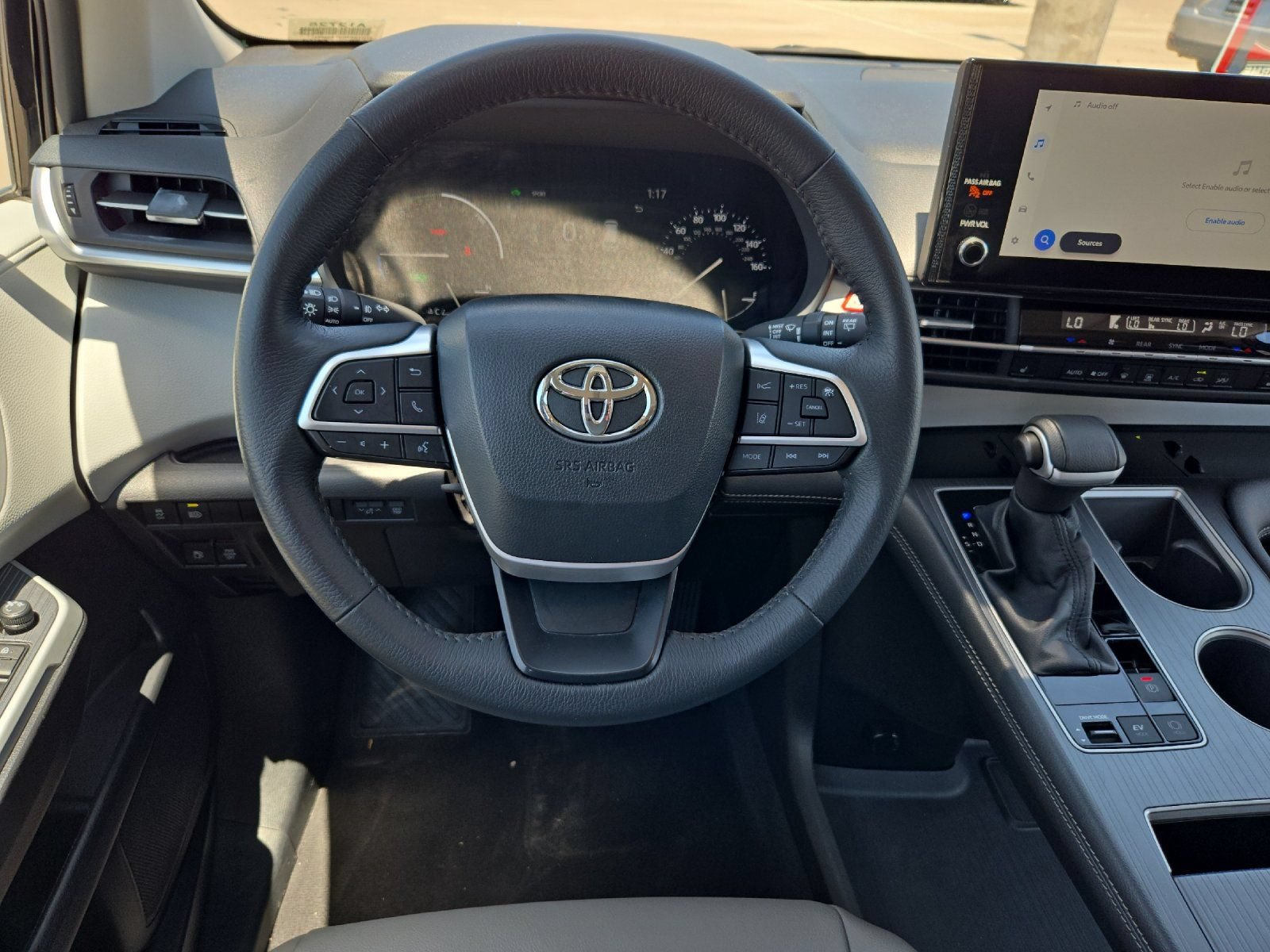 Certified 2026 Toyota Sienna XLE FWD image 13