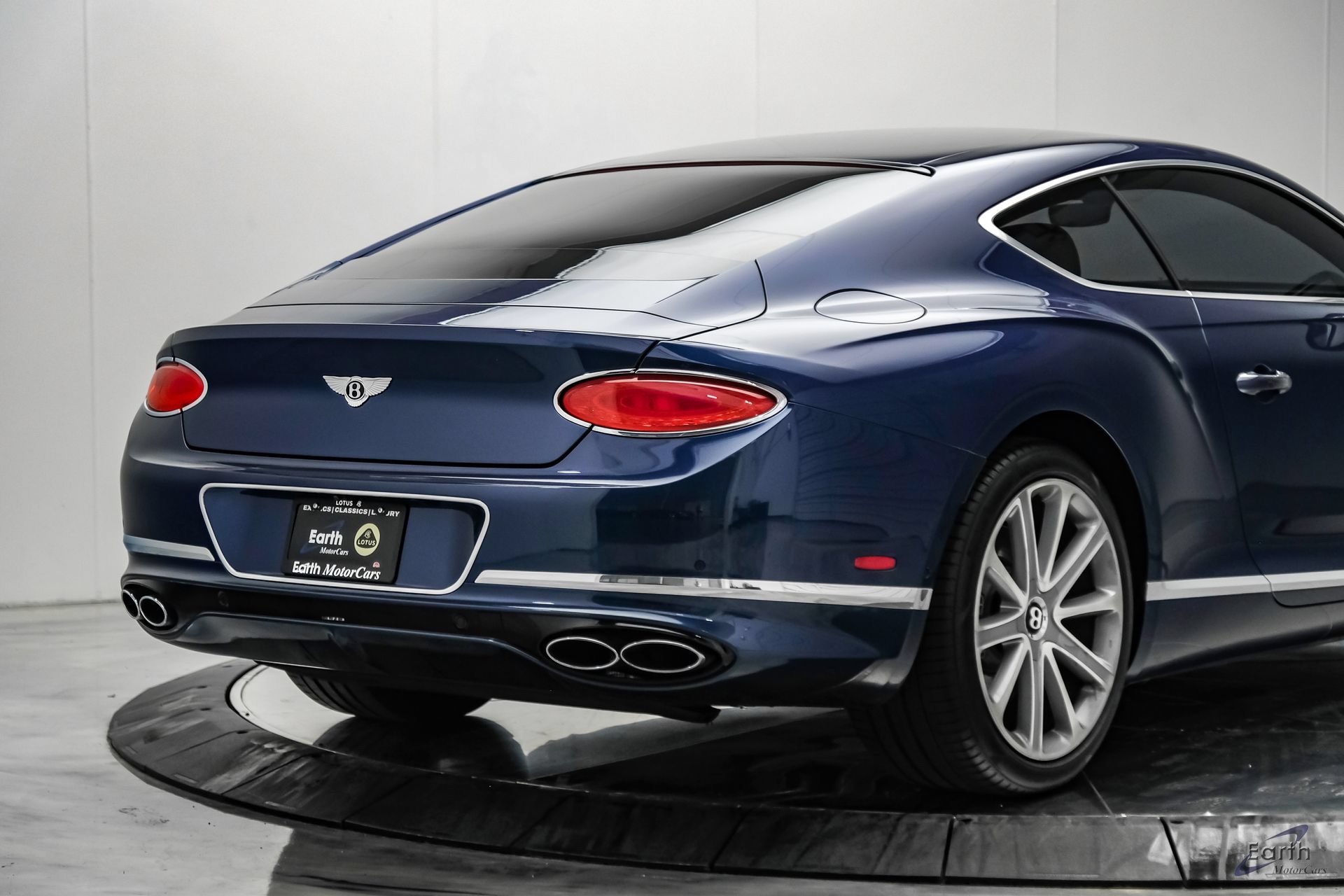 Used 2020 Bentley Continental GT V8 First Edition AWD/4WD image 17