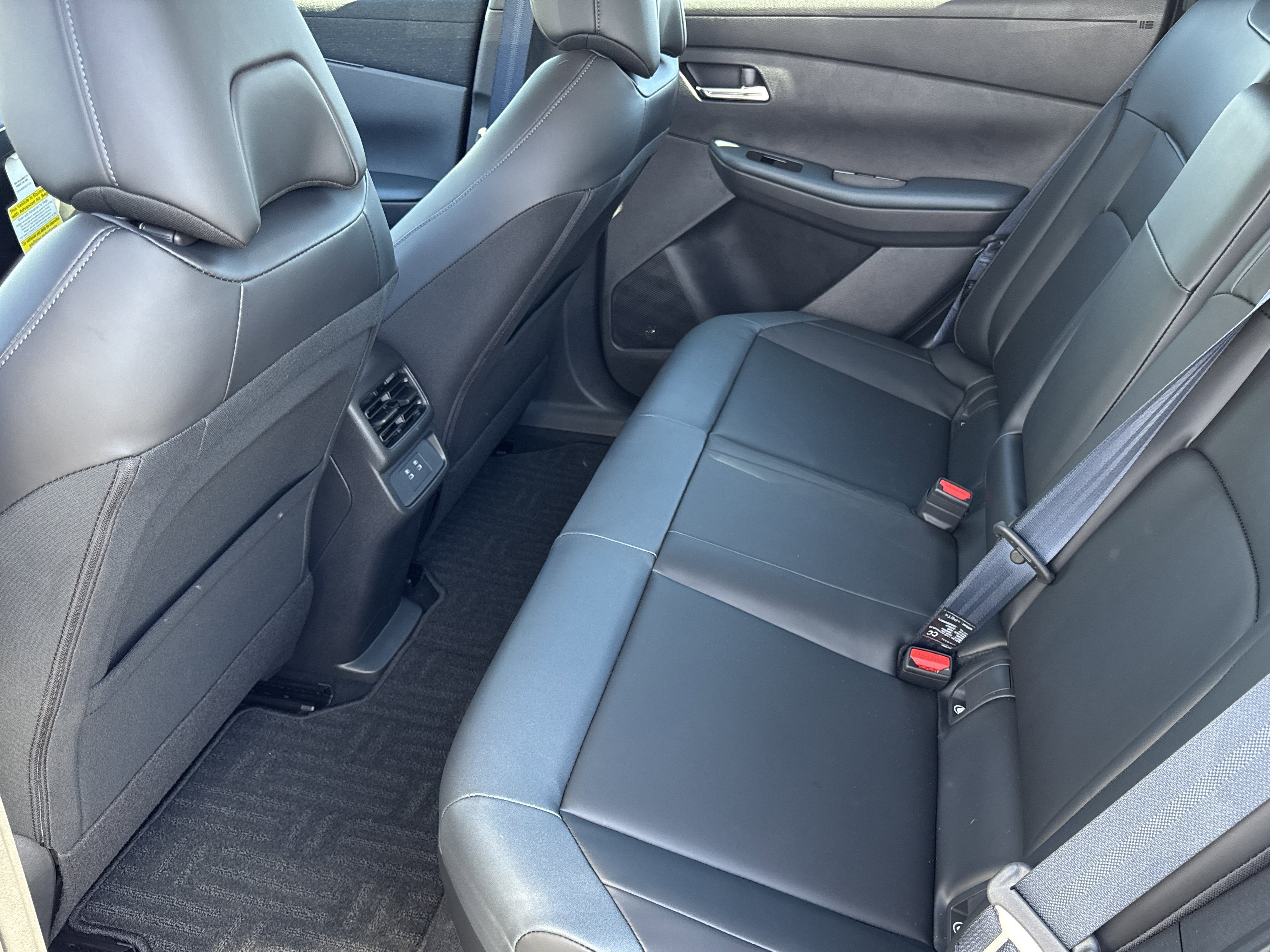 New 2026 Nissan Leaf SV+ w/ Floor Mat Package (SV+) FWD image 14