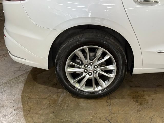 Used 2024 Buick Enclave Avenir w/ Avenir Technology Package AWD/4WD image 6