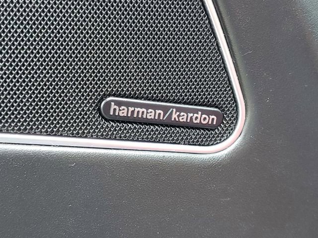 Used 2017 Maserati Levante w/ Sport Package image 11