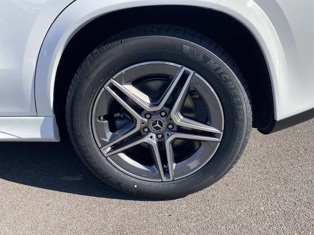 New 2026 Mercedes-Benz GLE 580 4MATIC image 10