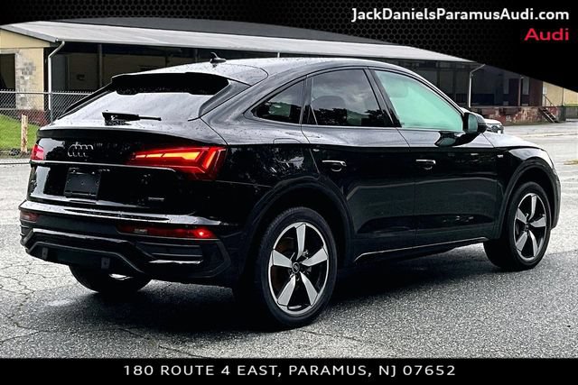 Used 2023 Audi Q5 2.0T Prestige w/ Prestige Package AWD/4WD image 2