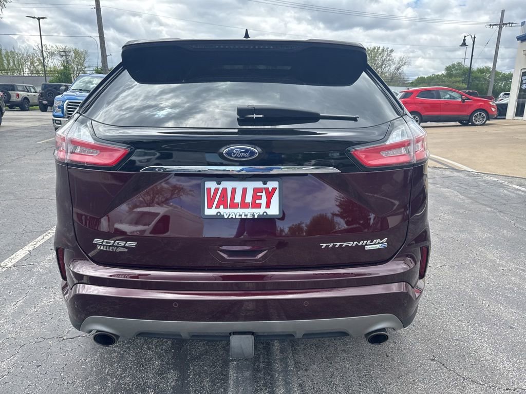 Used 2020 Ford Edge Titanium w/ Equipment Group 301A AWD/4WD image 4