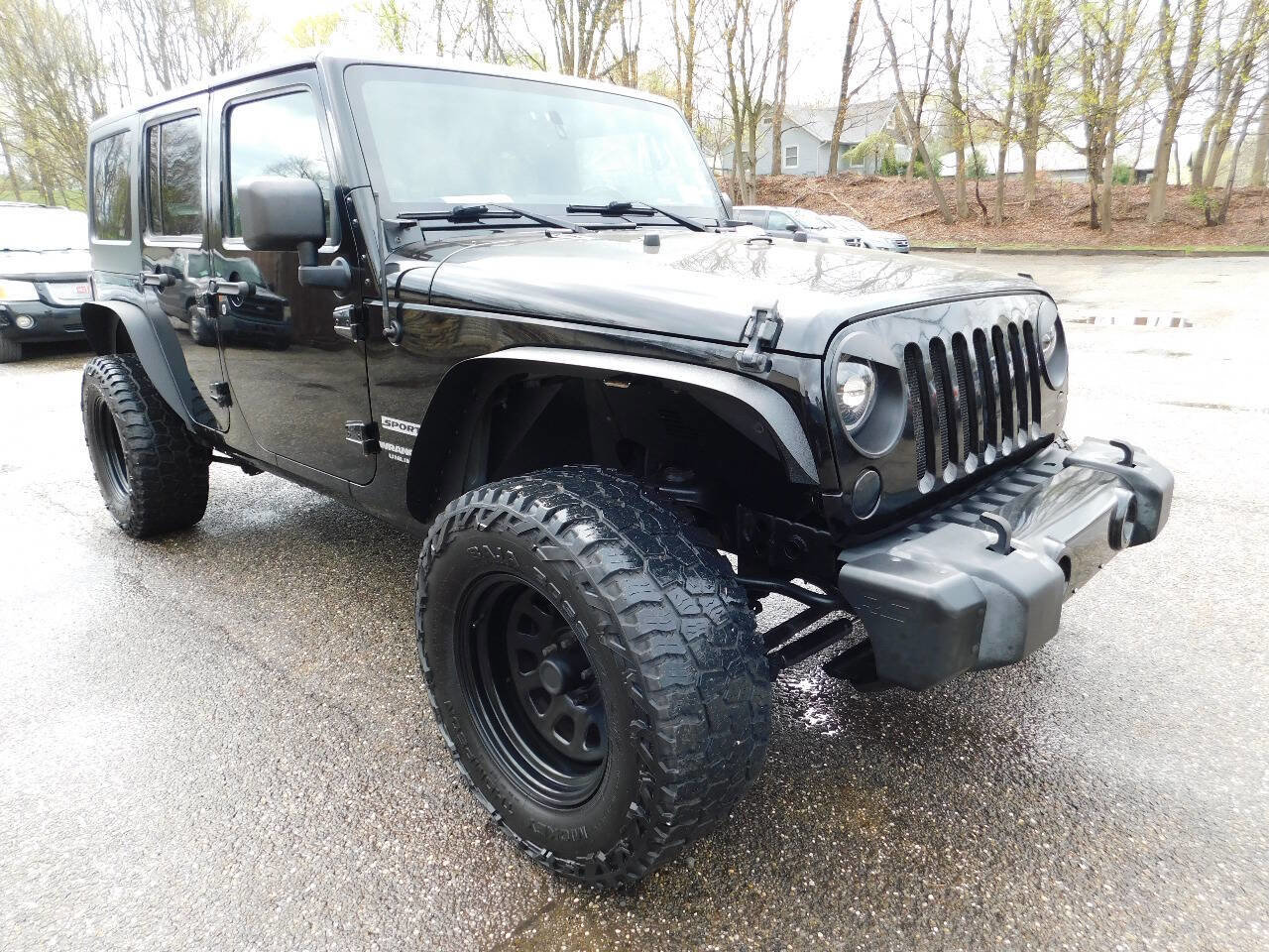 Used 2013 Jeep Wrangler Unlimited Sport image 1