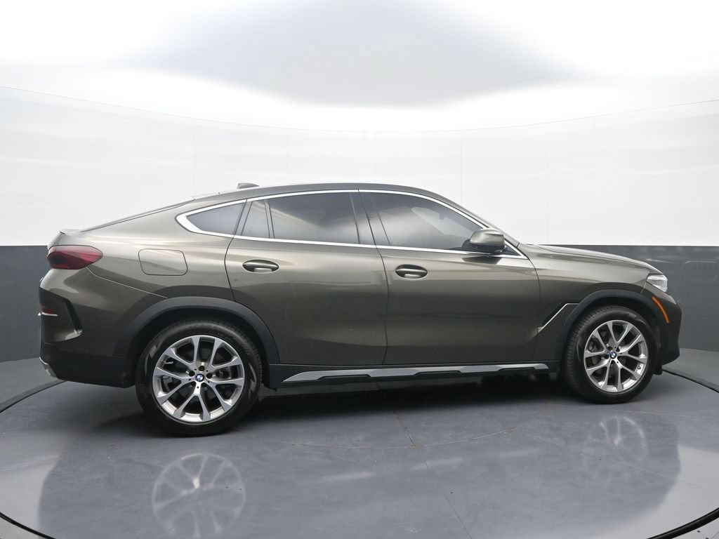 Used 2023 BMW X6 xDrive40i w/ Premium Package AWD/4WD image 8