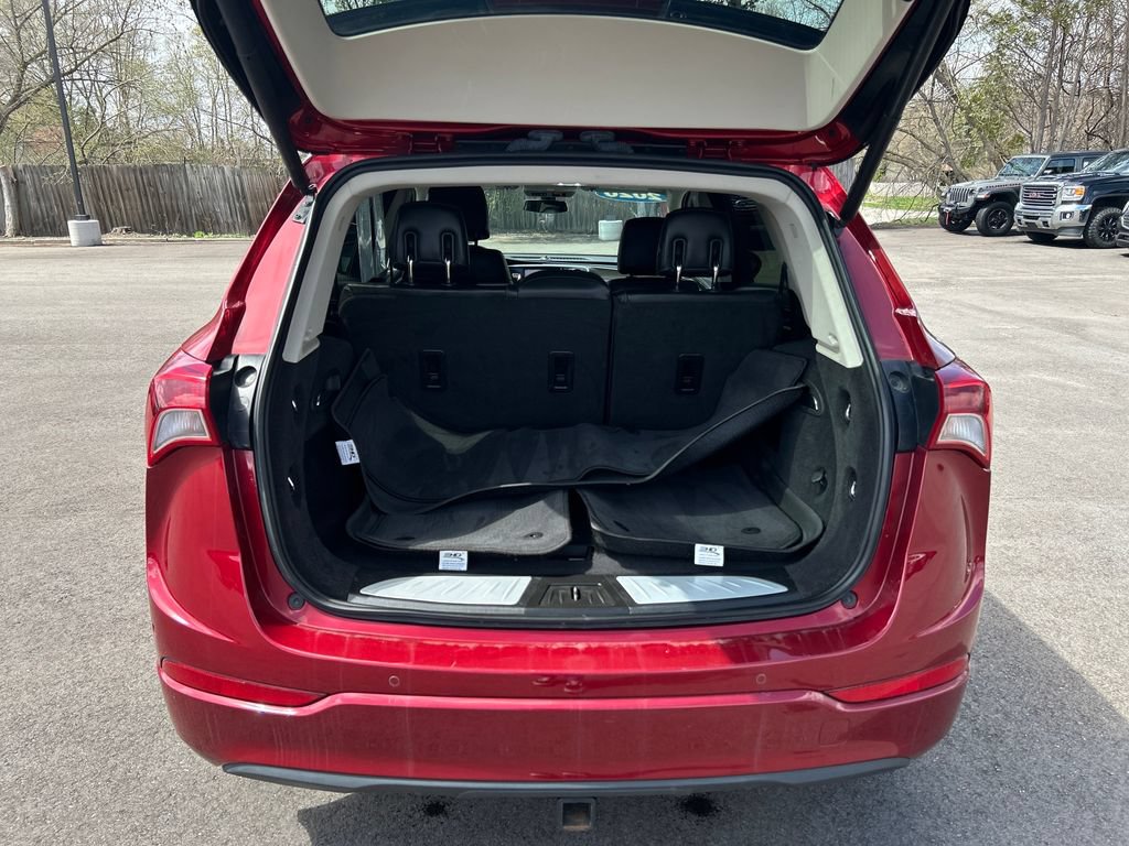 Used 2020 Buick Envision Essence FWD image 16