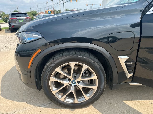 Used 2024 BMW X5 xDrive50e w/ Executive Package AWD/4WD image 37
