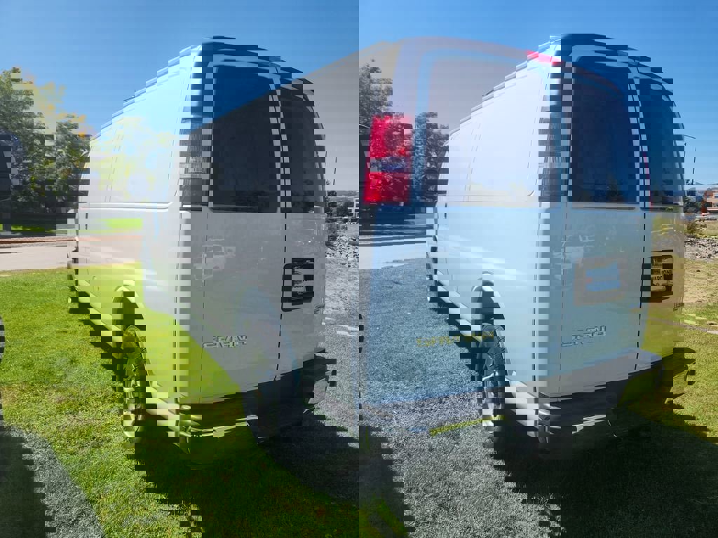 New 2025 GMC Savana 2500 Extended w/ Enhanced Convenience Package image 4