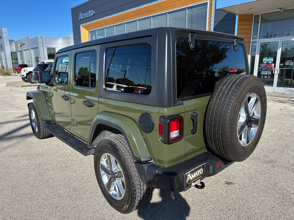 Used 2021 Jeep Wrangler Unlimited Sahara AWD/4WD image 13