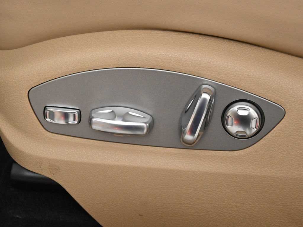 New 2026 Porsche Macan AWD/4WD image 31