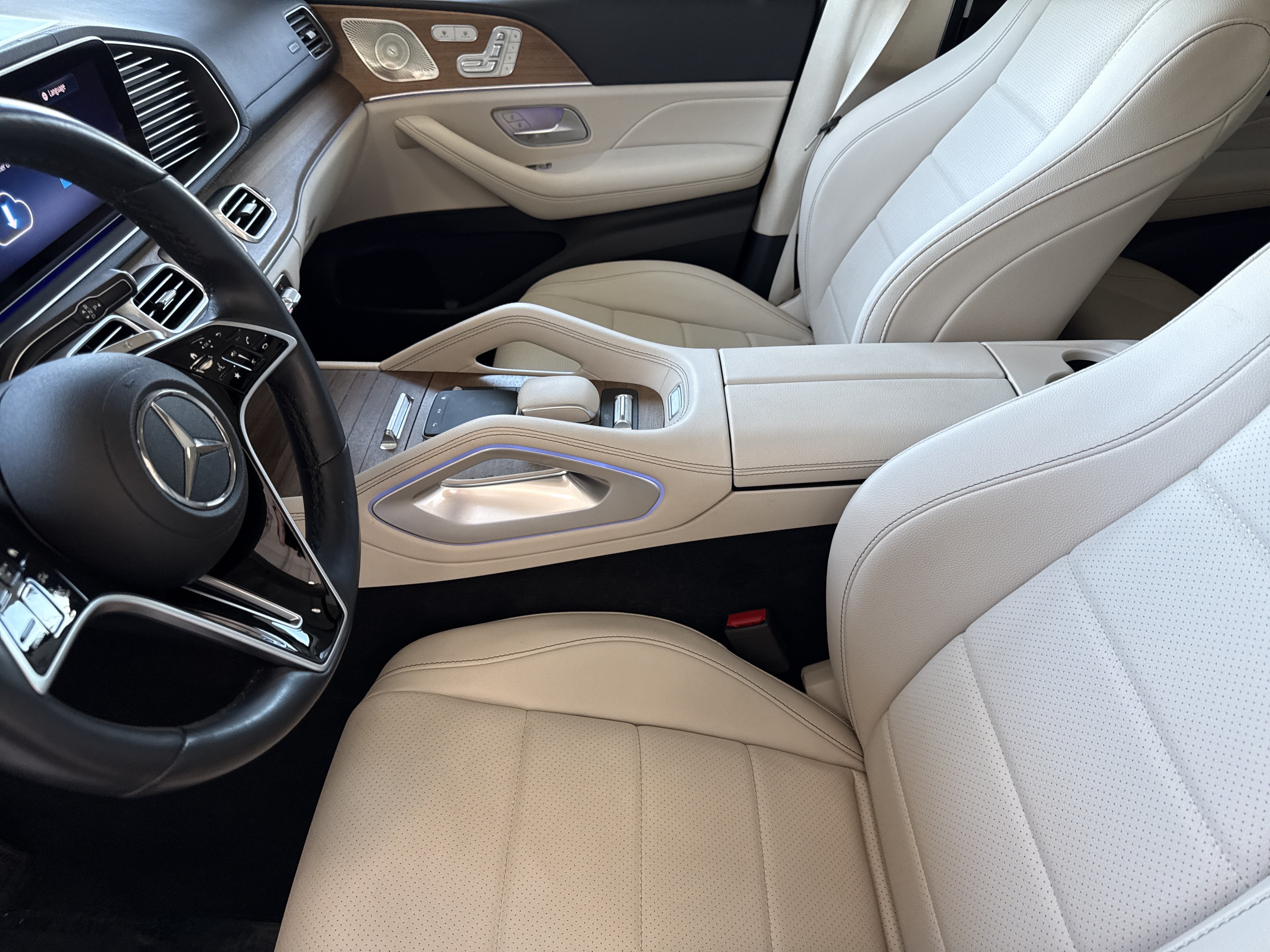 Used 2024 Mercedes-Benz GLS 450 4MATIC image 23