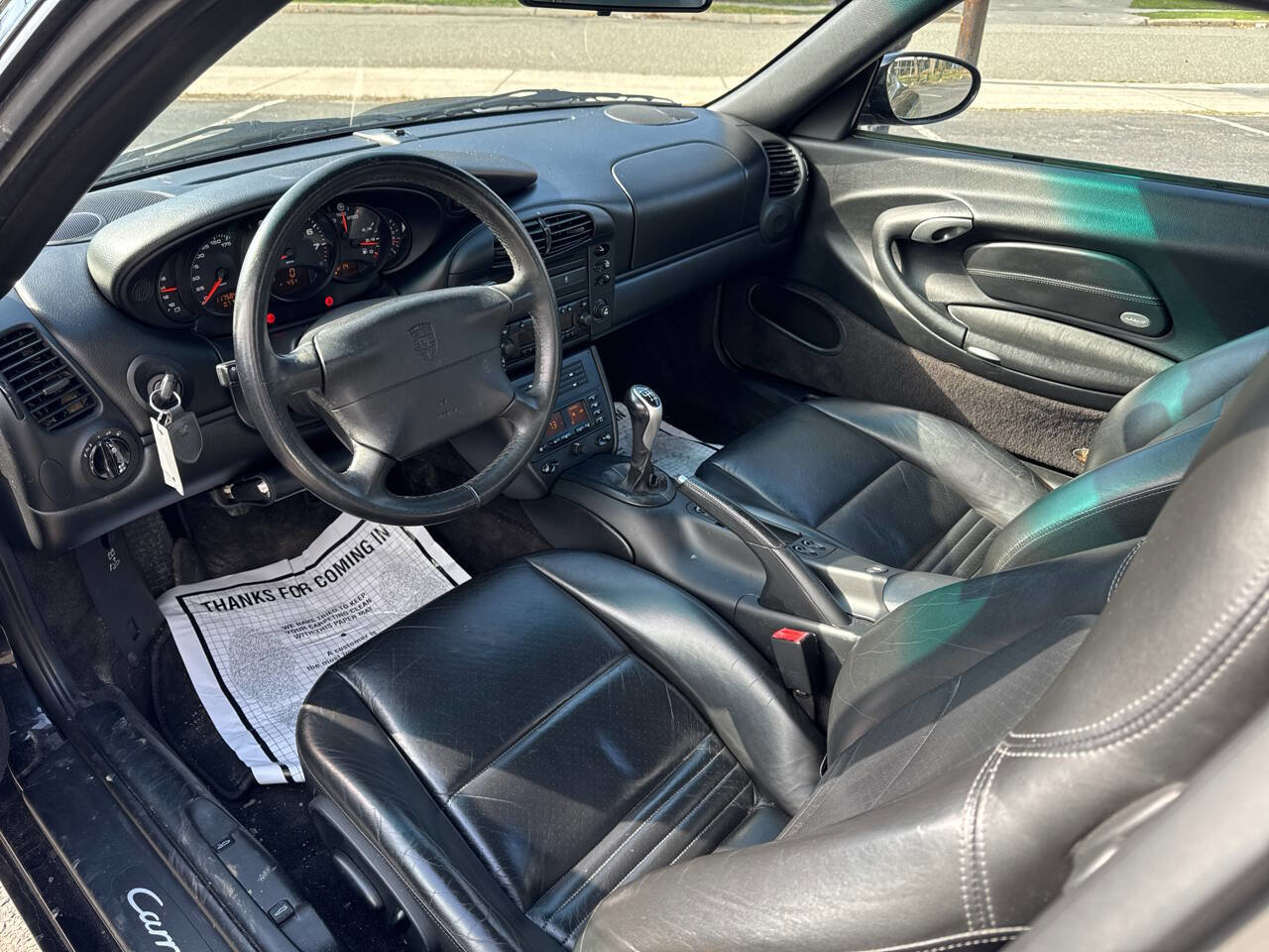 Used 2001 Porsche 911 Carrera 4 image 4