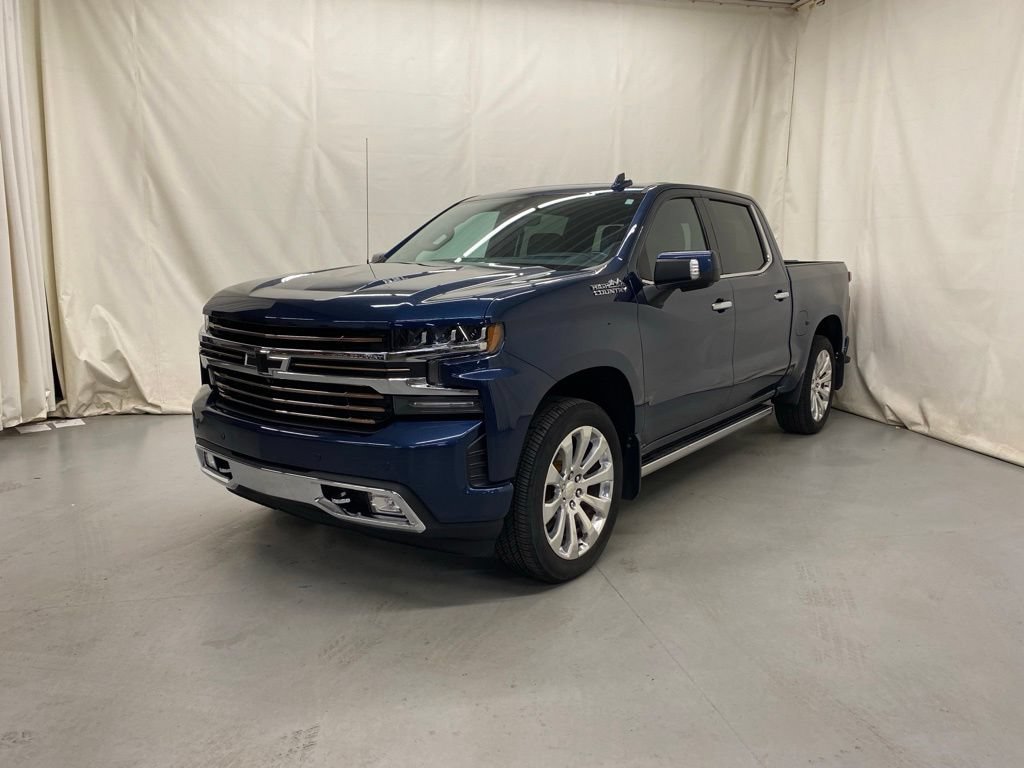 Used 2021 Chevrolet Silverado 1500 High Country w/ Technology Package AWD/4WD image 2