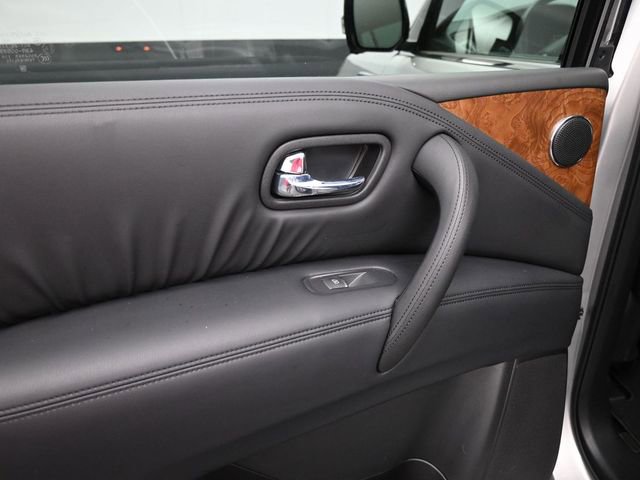 Used 2024 Nissan Armada SL w/ Captain's Chairs Package RWD image 16
