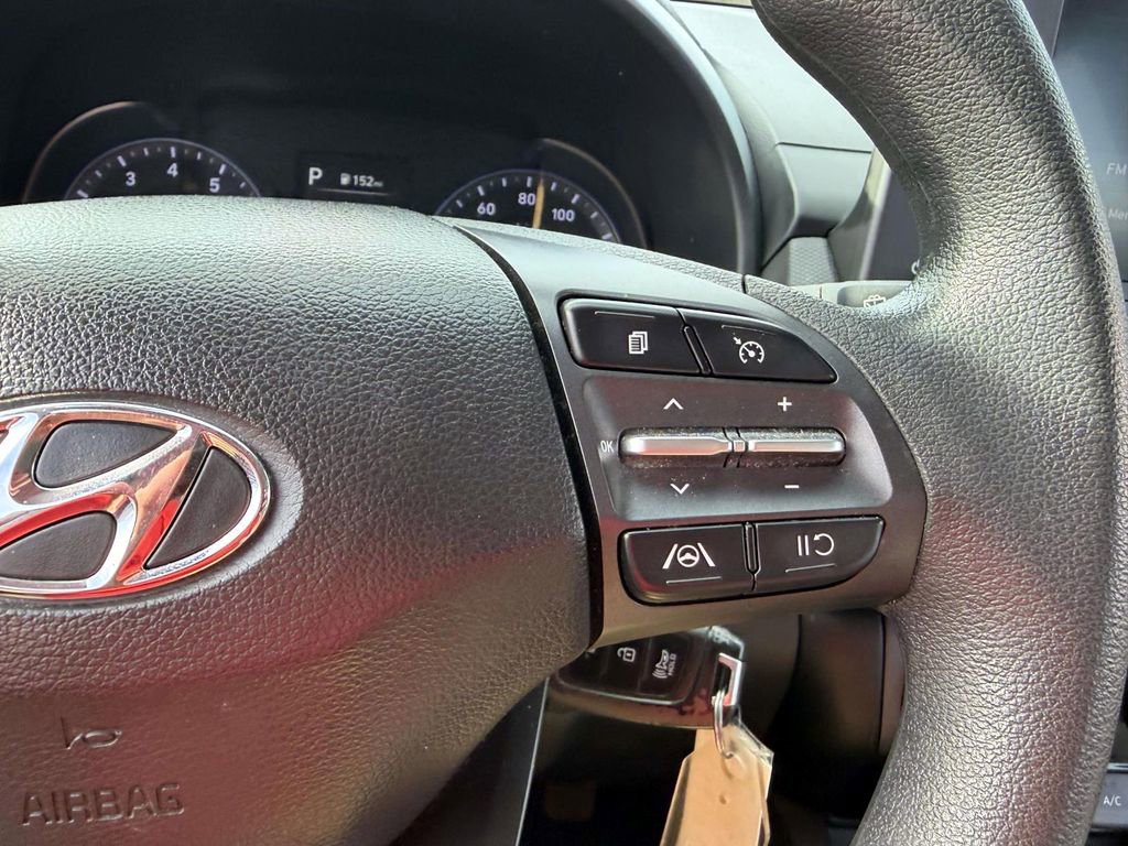 Certified 2022 Hyundai Kona SE image 25