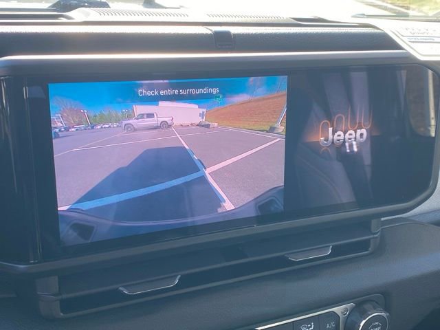 New 2026 Jeep Gladiator Sport image 3