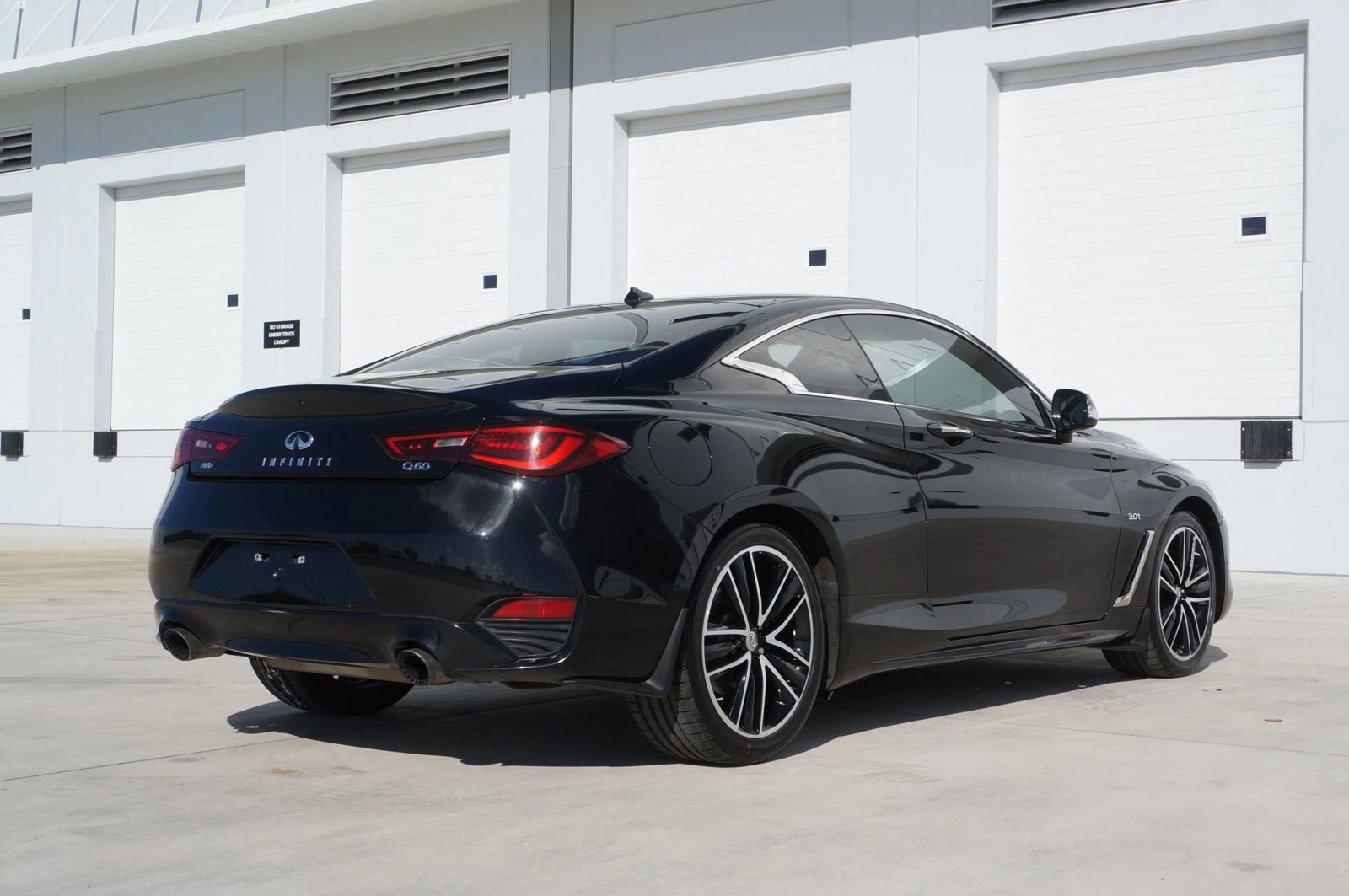 Used 2018 INFINITI Q60 3.0t Luxe w/ Sensory Package 3.0T Luxe AWD/4WD image 13