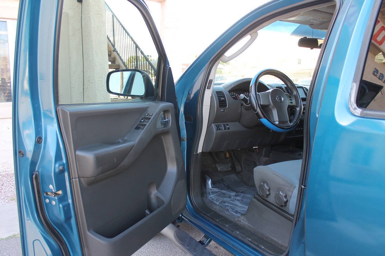 Used 2005 Nissan Frontier NISMO w/ (J01) Sunroof Pkg RWD image 20