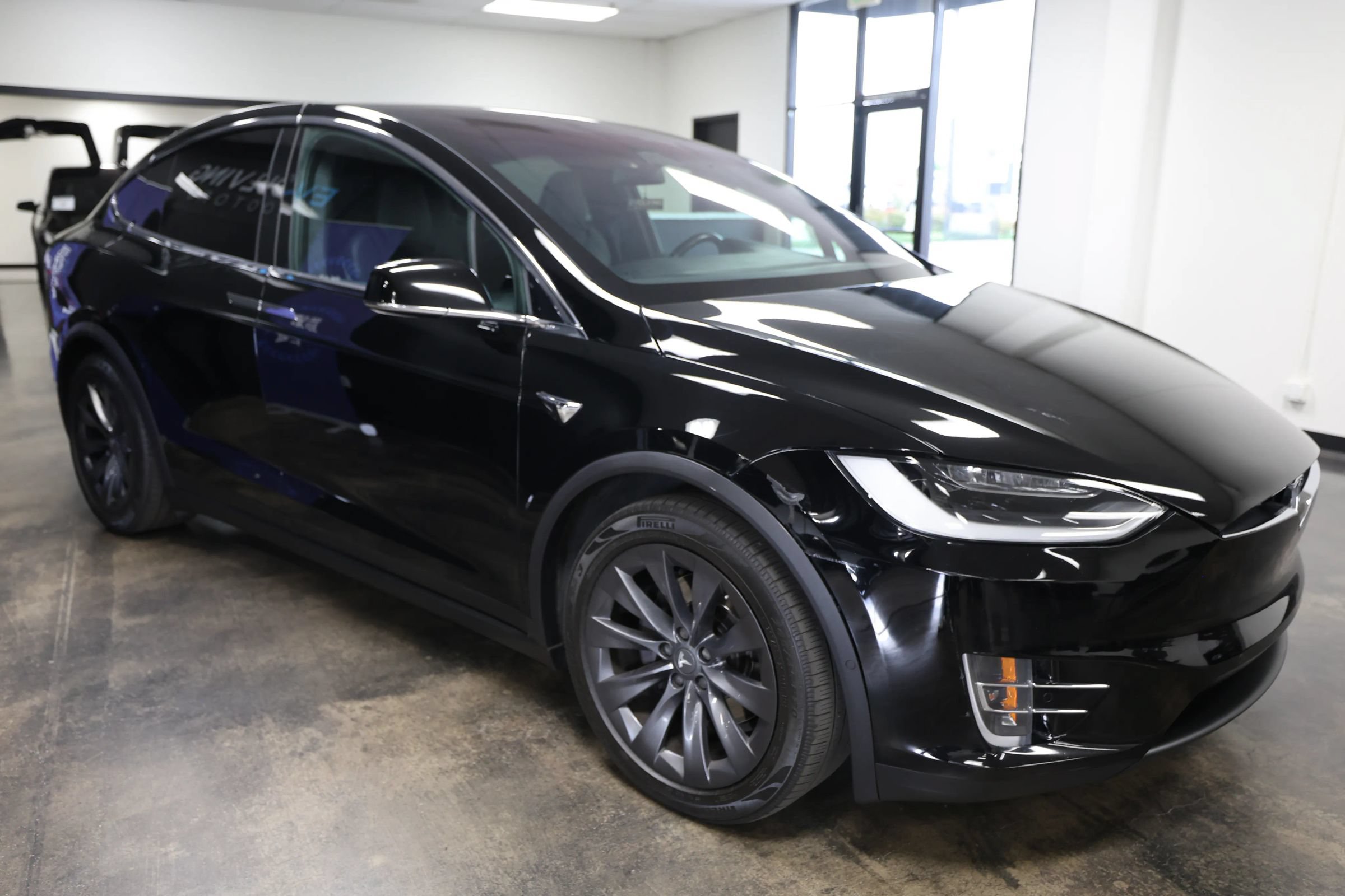 Used 2018 Tesla Model X 100D AWD/4WD image 7
