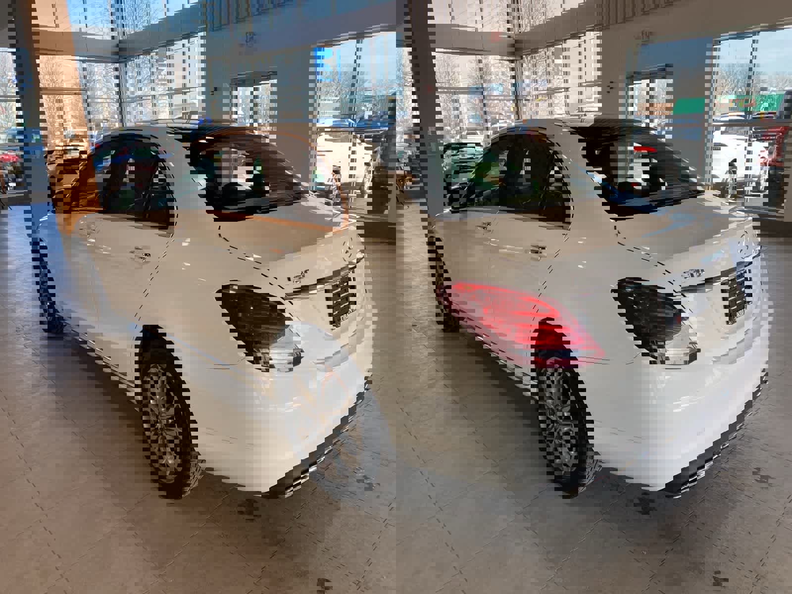 Used 2015 Mercedes-Benz C 300 4MATIC Sedan image 3