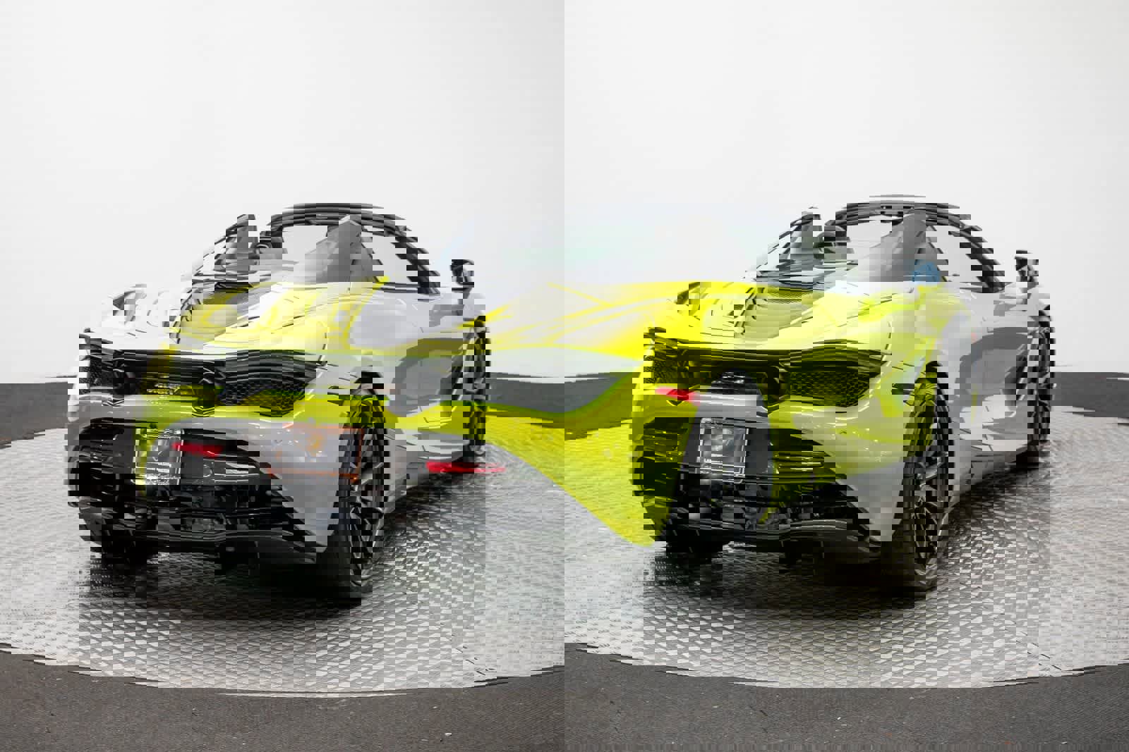 Used 2023 McLaren 720S Performance image 37