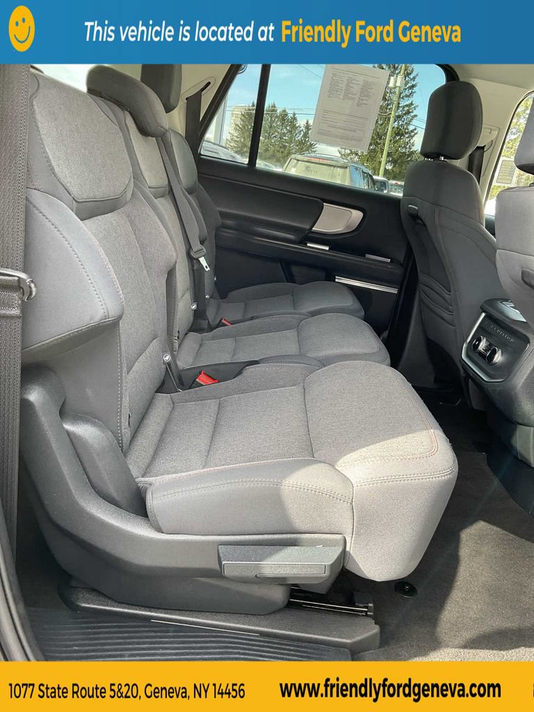 Used 2025 Ford Expedition Max Active AWD/4WD image 52