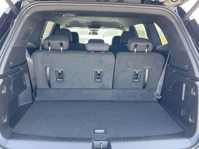 New 2025 GMC Acadia Elevation image 28