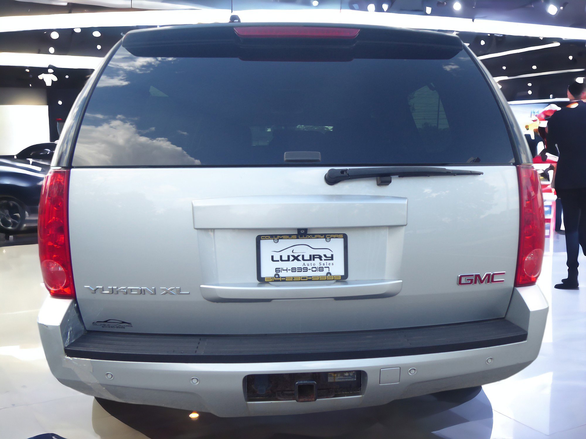 Used 2013 GMC Yukon XL SLT image 9