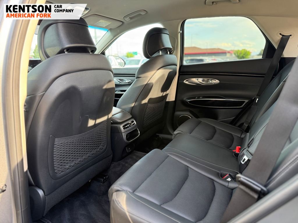 Used 2025 Genesis GV70 2.5T AWD/4WD image 33