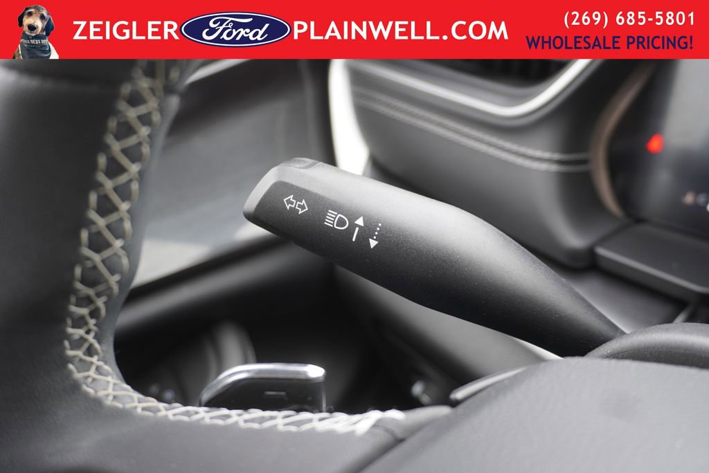 Used 2023 Jeep Grand Cherokee L Laredo w/ Luxury Tech Group I image 29