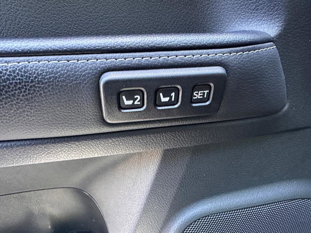 Used 2023 Toyota 4Runner Limited image 17