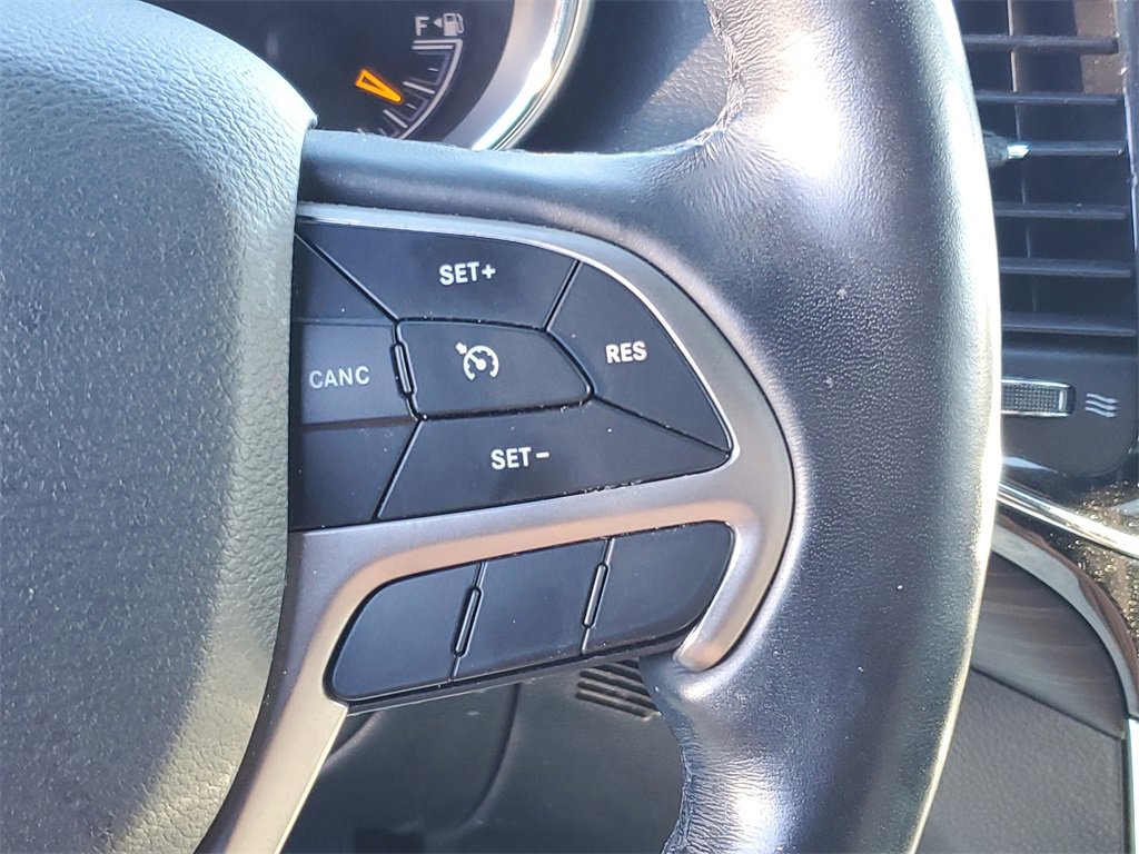 Used 2021 Jeep Grand Cherokee Laredo X image 13