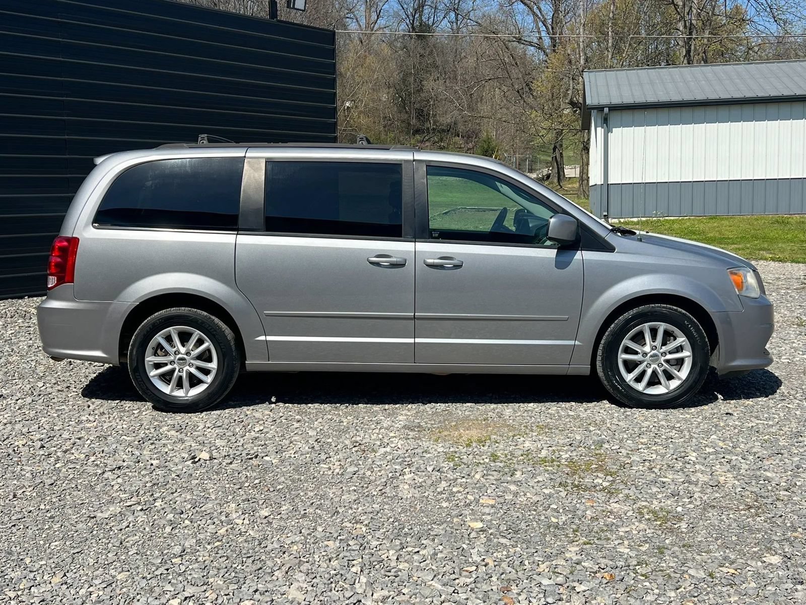 Used 2014 Dodge Grand Caravan SXT FWD image 6