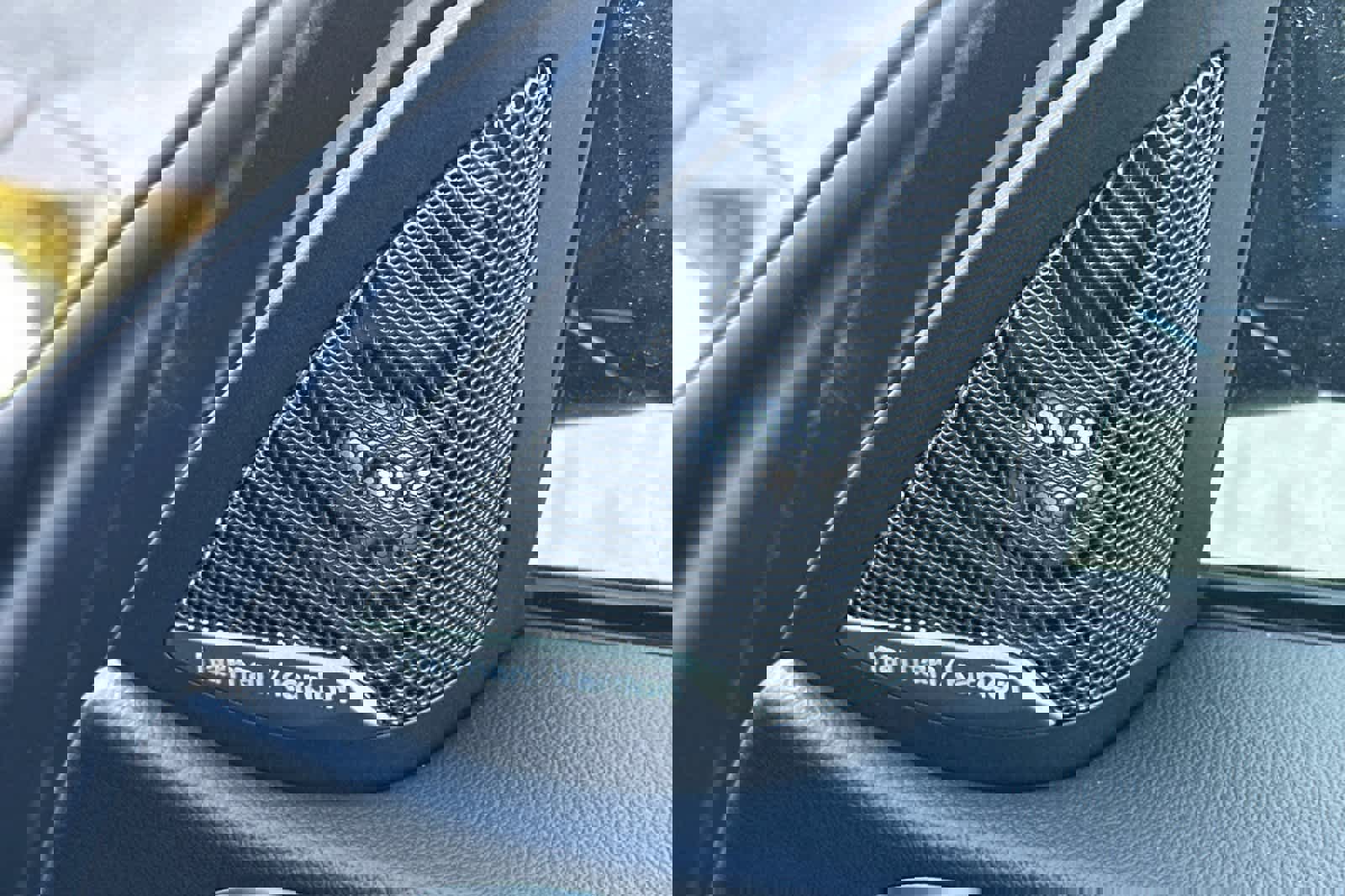 Used 2023 BMW M440i M440i w/ Premium Package image 19