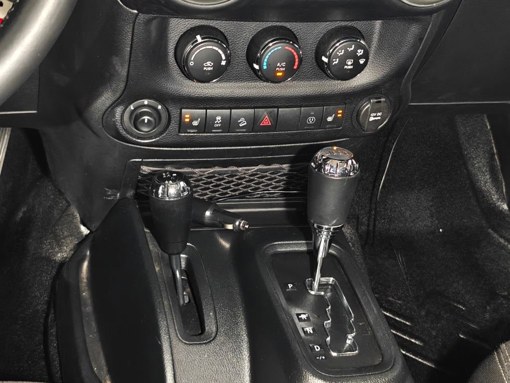 Used 2016 Jeep Wrangler Unlimited Sahara w/ Trailer Tow Group image 8