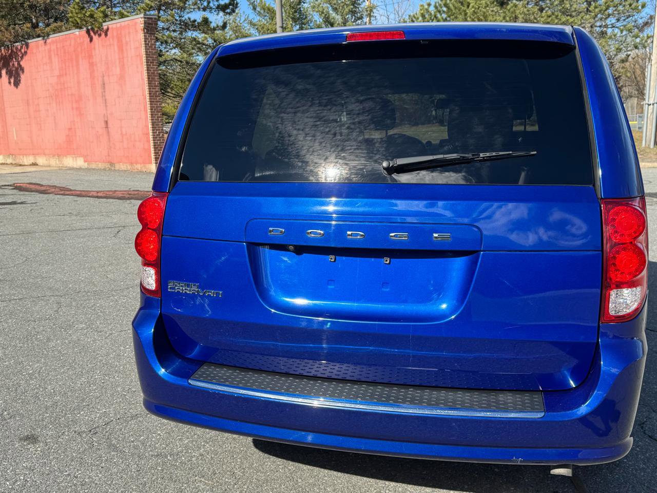 Used 2019 Dodge Grand Caravan SE image 22