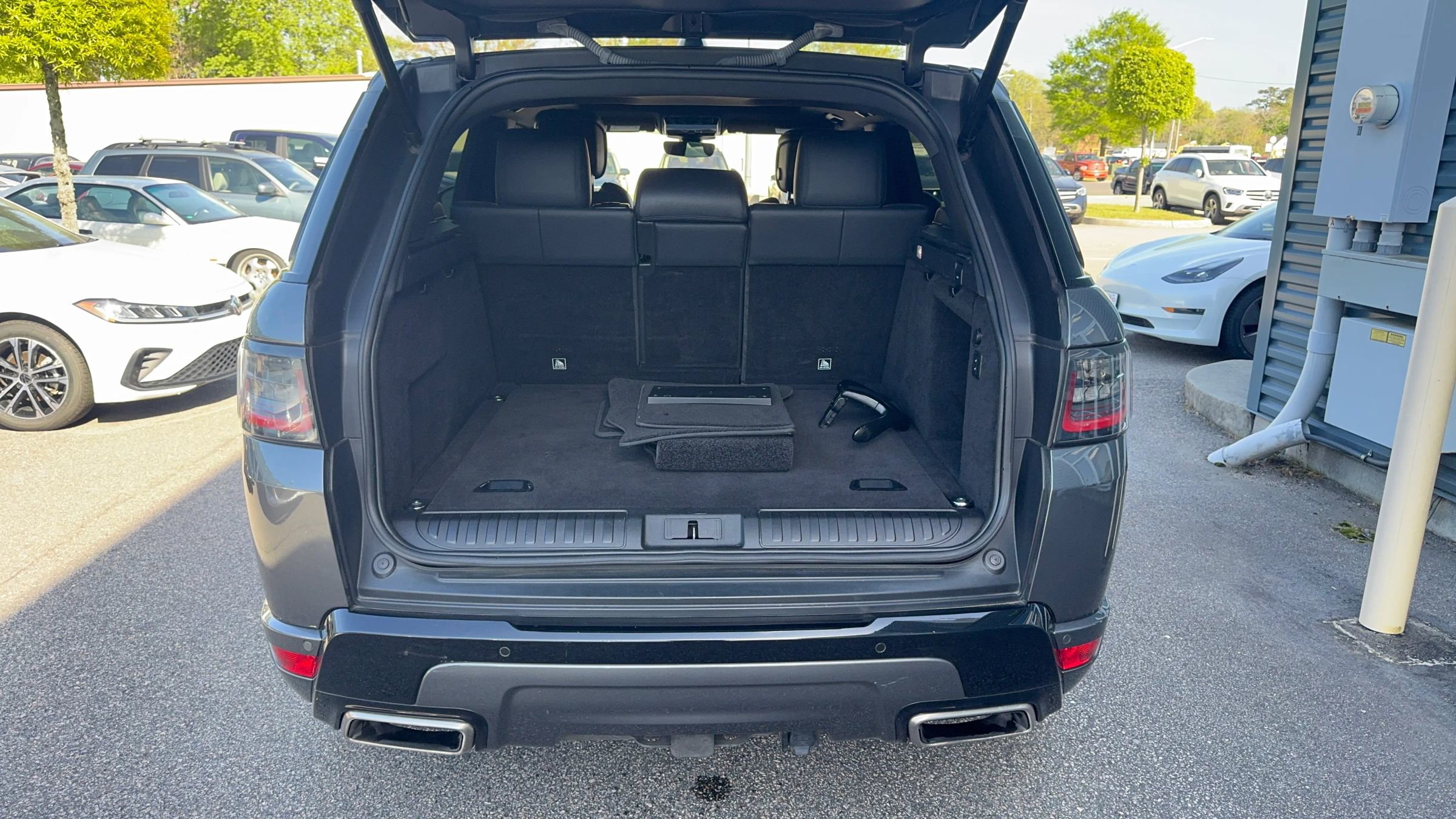 Used 2019 Land Rover Range Rover Sport HSE Dynamic AWD/4WD image 10
