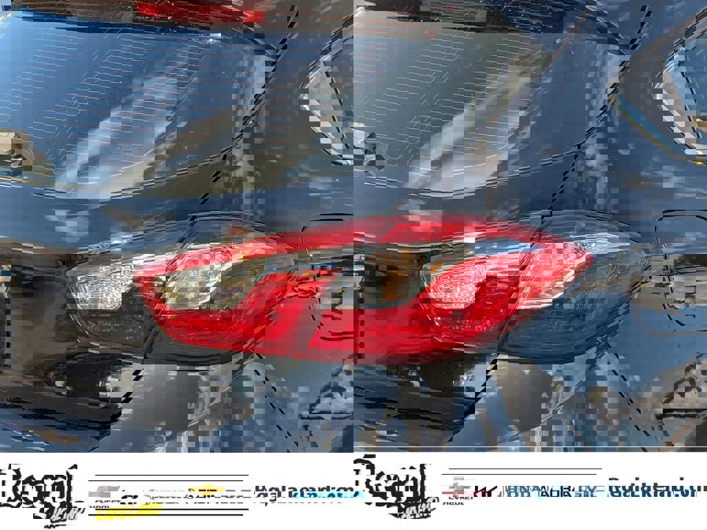 Used 2017 Chevrolet Cruze LT w/ Convenience Package image 7