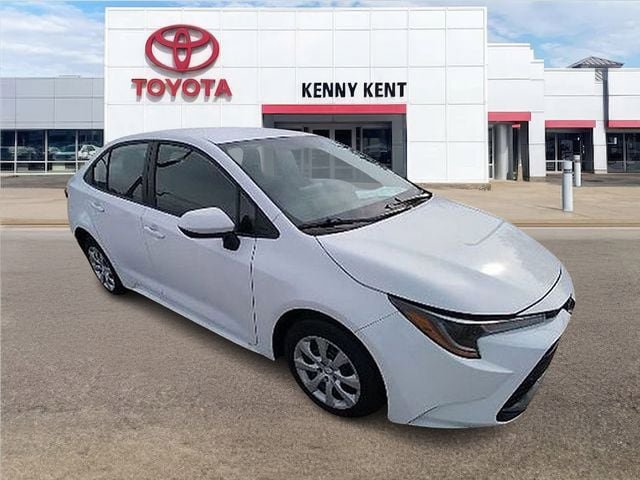 Used 2024 Toyota Corolla LE FWD image 1