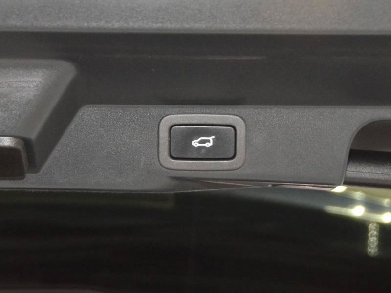 Used 2016 Land Rover Range Rover Sport SE AWD/4WD image 34