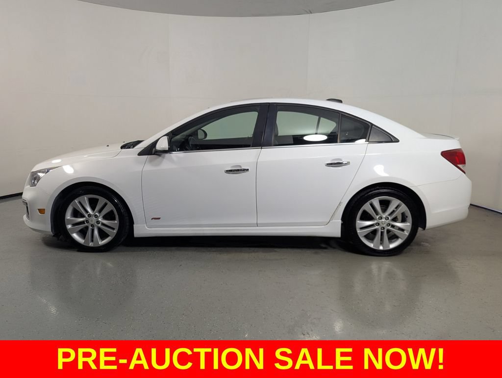 Used 2015 Chevrolet Cruze LTZ w/ Sun, Sound and Sport Package FWD image 4