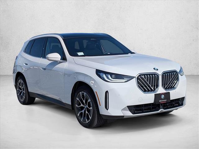 Certified 2025 BMW X3 xDrive30i w/ Premium Package AWD/4WD image 3