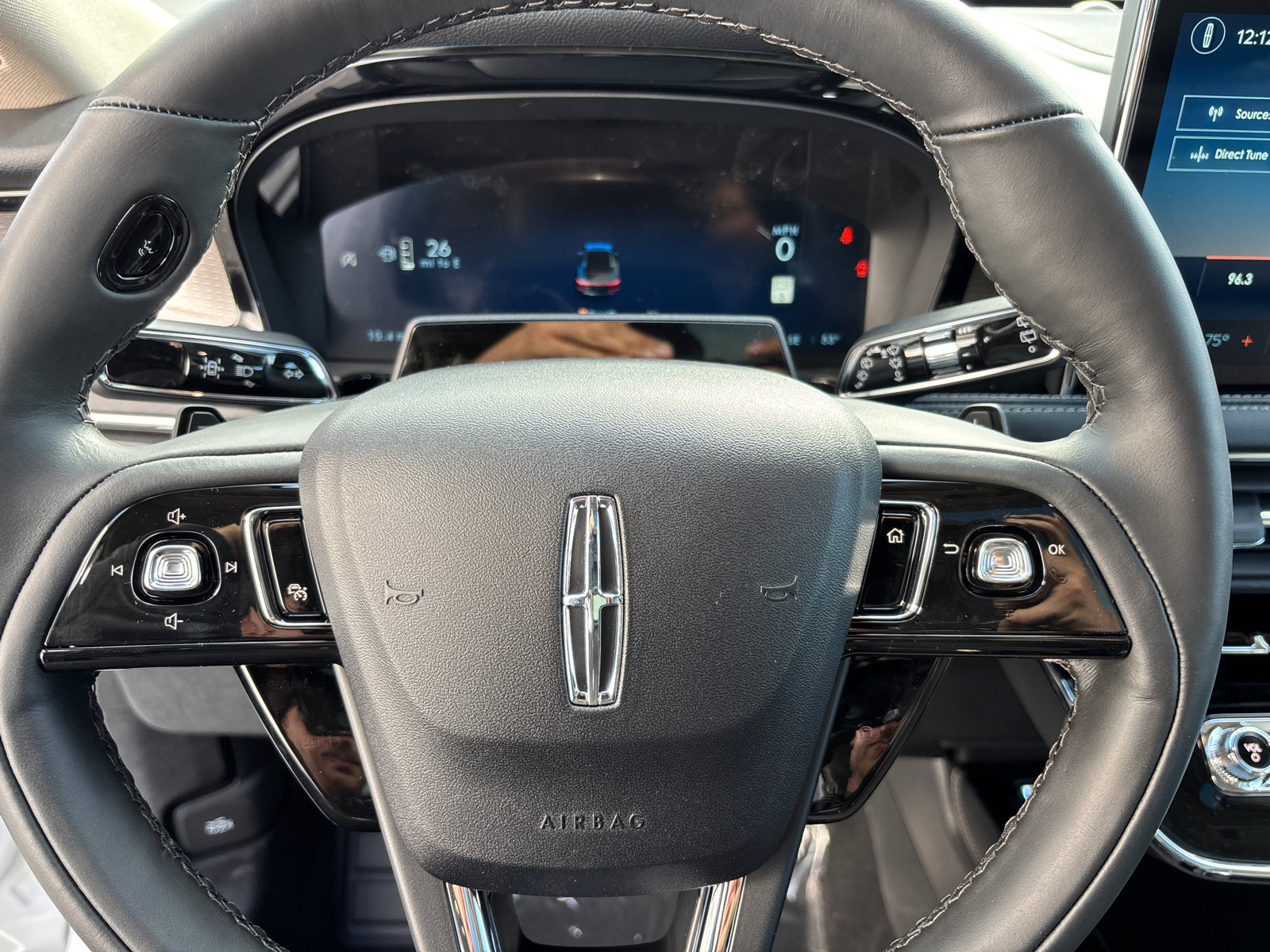 New 2026 Lincoln Corsair Reserve image 16