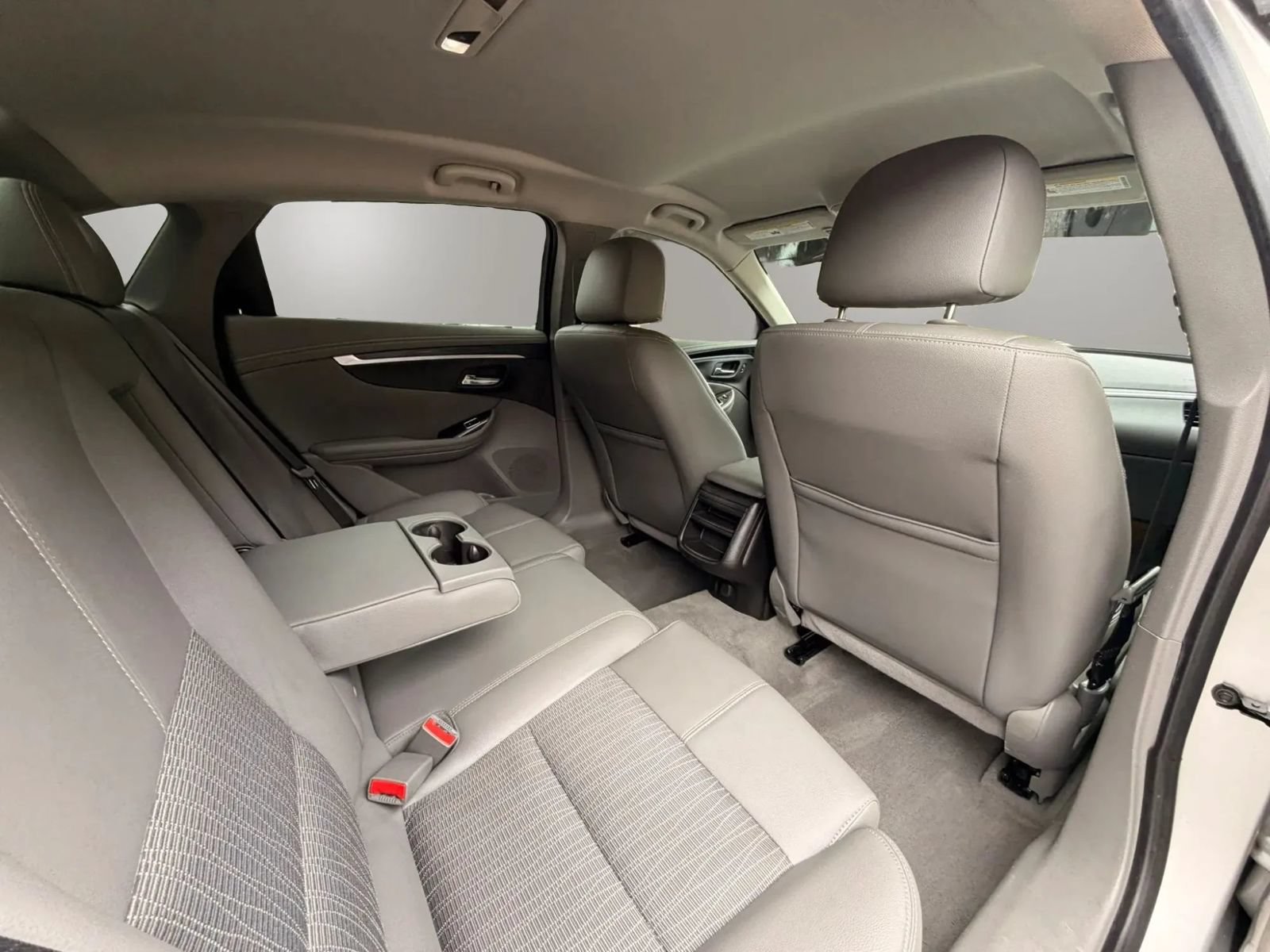 Used 2019 Chevrolet Impala LS FWD image 19