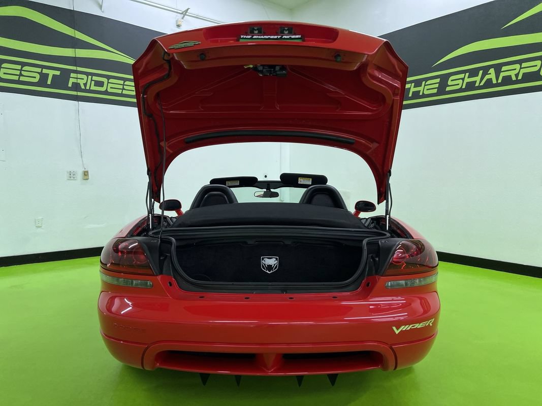 Used 2004 Dodge Viper SRT-10 RWD image 9