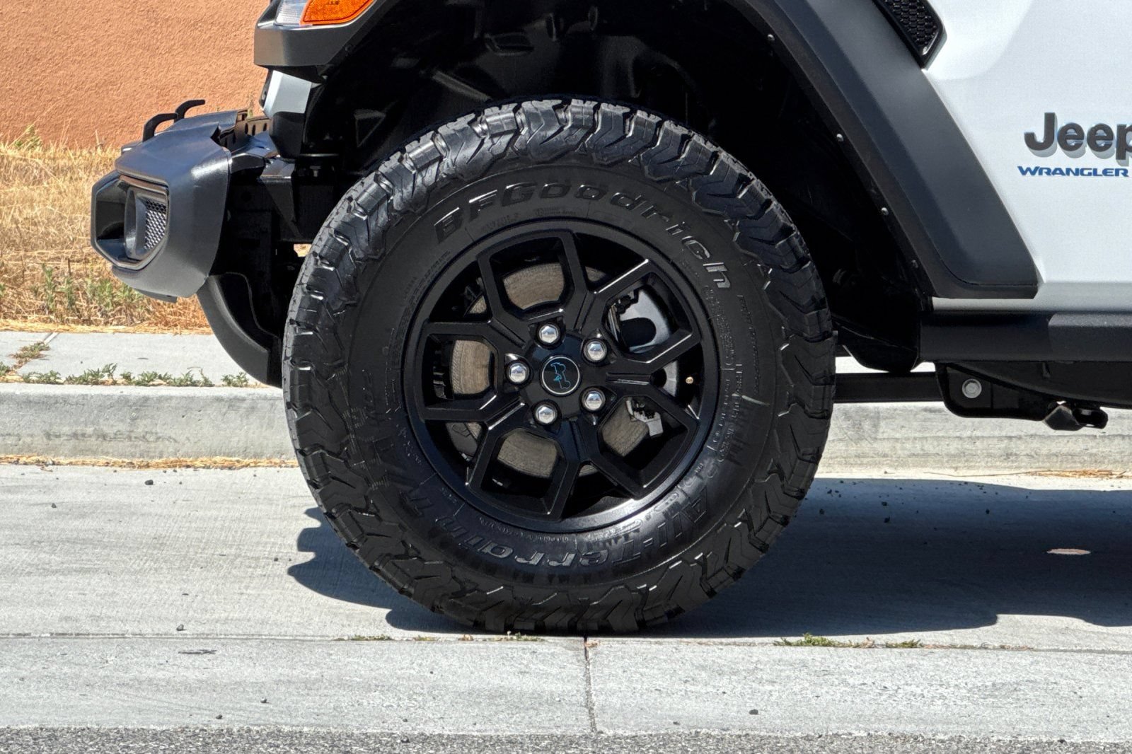 Used 2025 Jeep Wrangler Unlimited Sport S 4xe AWD/4WD image 26
