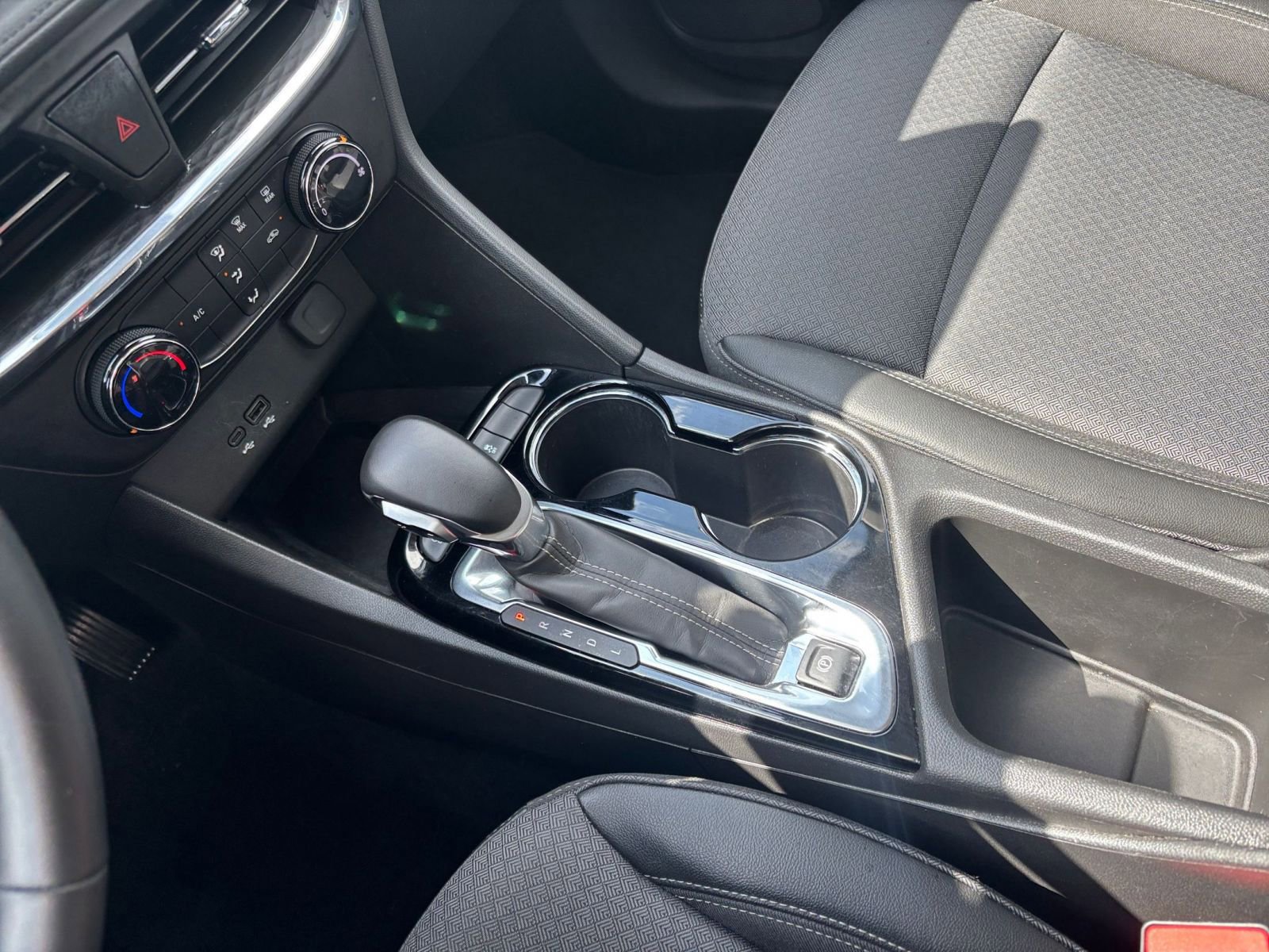 Used 2025 Buick Encore GX Preferred FWD image 40