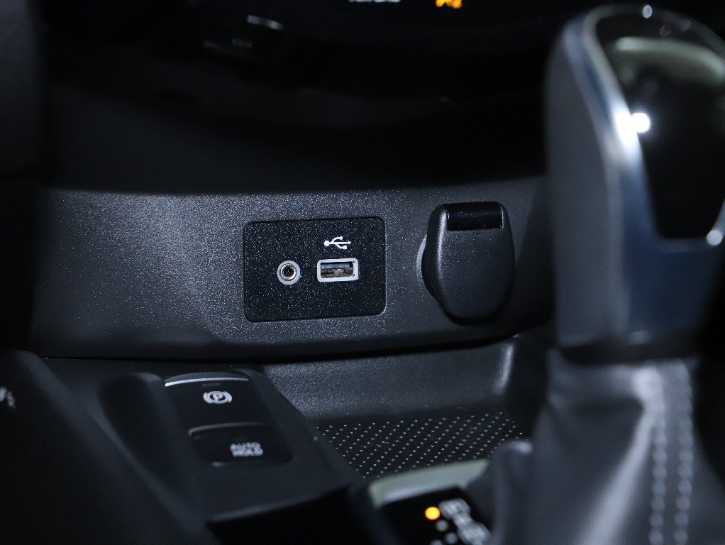 Used 2020 Nissan Rogue SV w/ Sun & Sound Touring Package AWD/4WD image 28