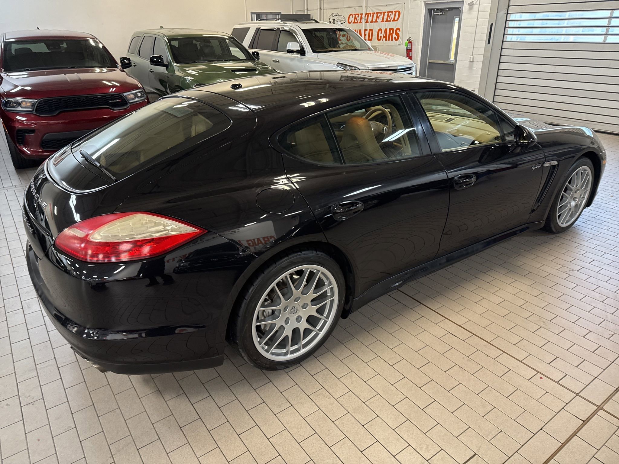 Used 2012 Porsche Panamera S image 30